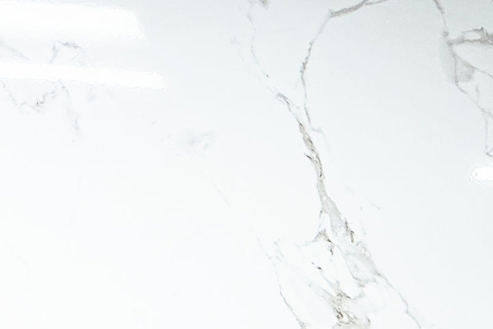 White Tile 16×32 — 6070LT, glossy, full view