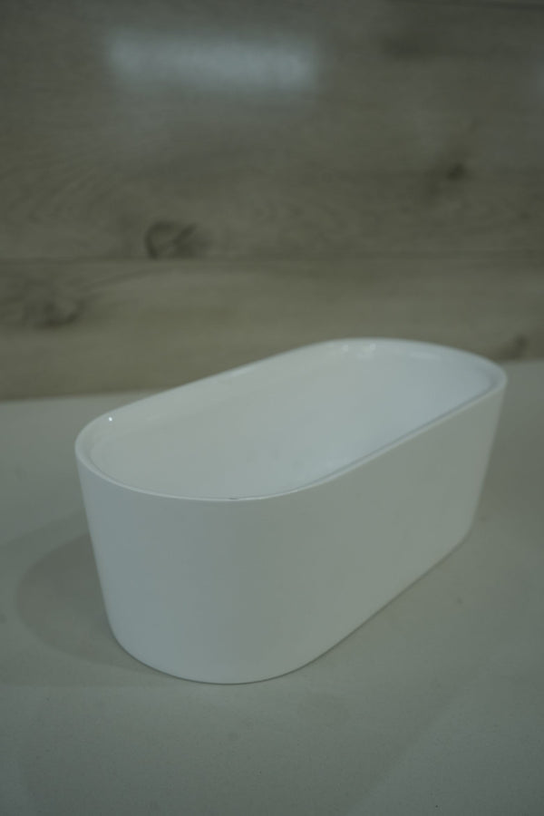 S013 (60" & 67") - Bathtubs at Gracious Flooring
