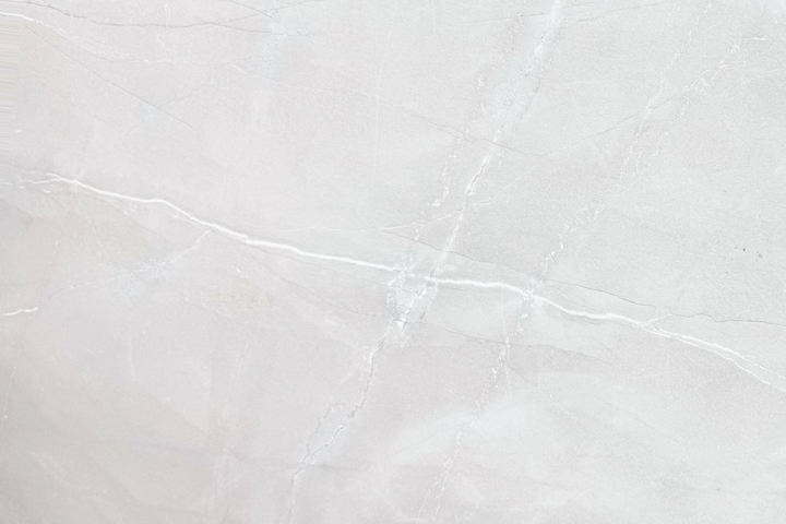 Amaretto Silver, 12×24 matte, tile, full view