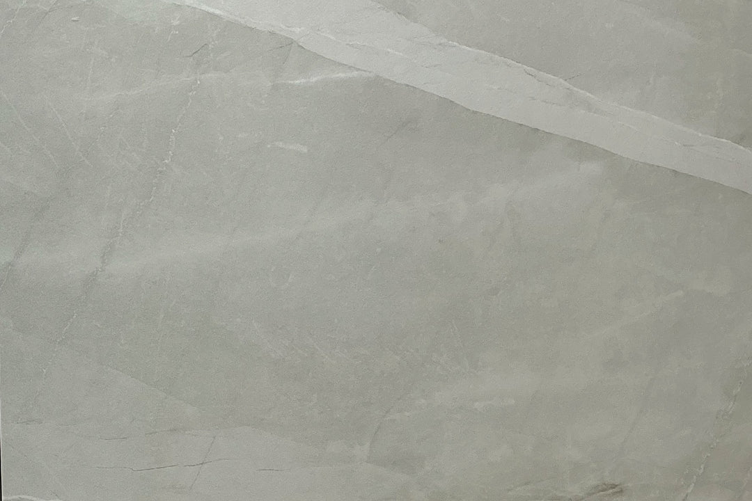 Amaretto Silver/ Matt, 24×24, tile, full view