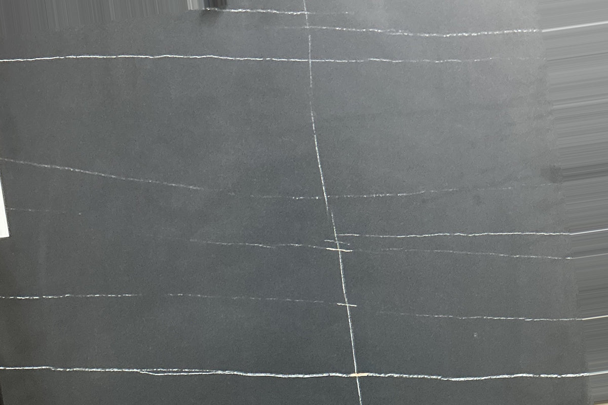 Saint Laurent, 24×48, tile, full view