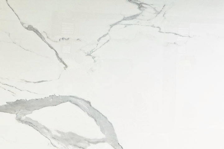 Vena Satvario, 32×64 glossy, tile, full view